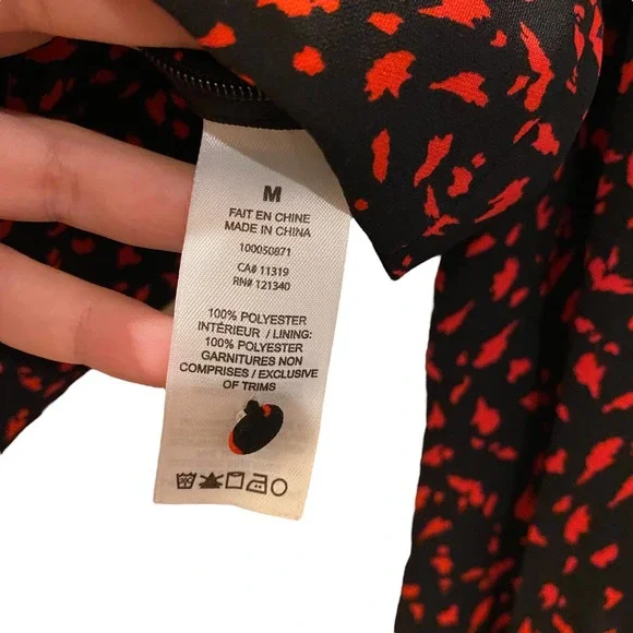 Dynamite Black and Red Top Blouse Long Sleeve Puff Sleeve Size M - Picture 7 of 10